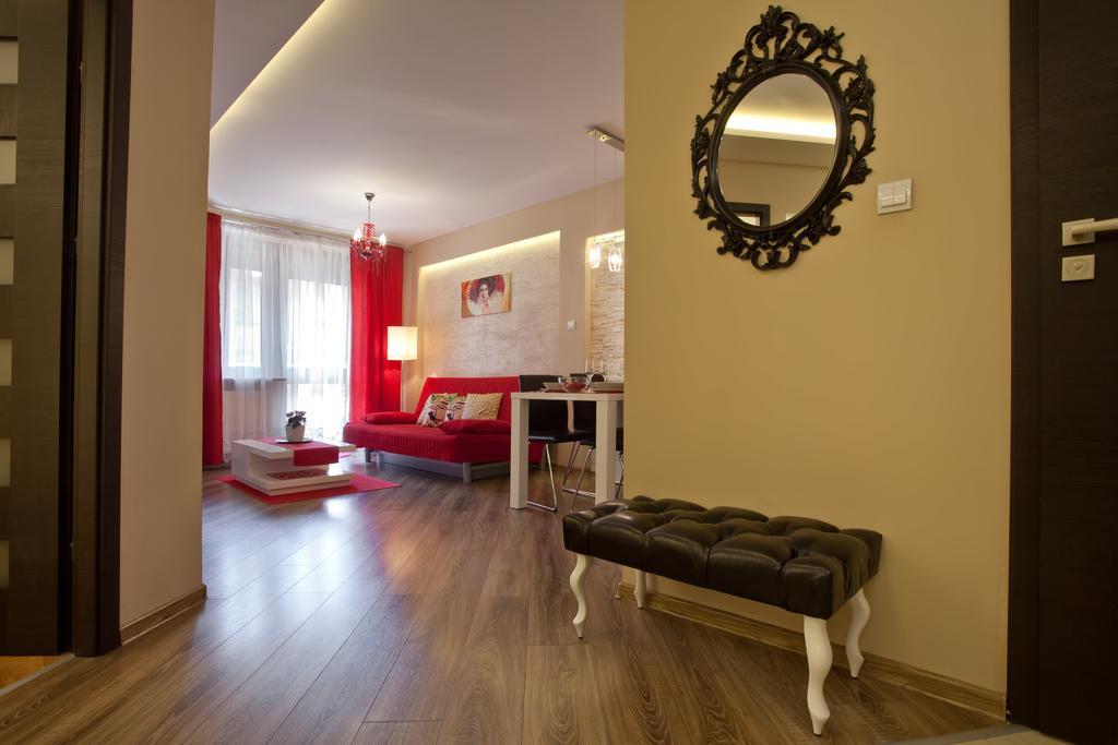 Апартаменты Apartament Szmaragdowy Крыница-Здруй Экстерьер фото