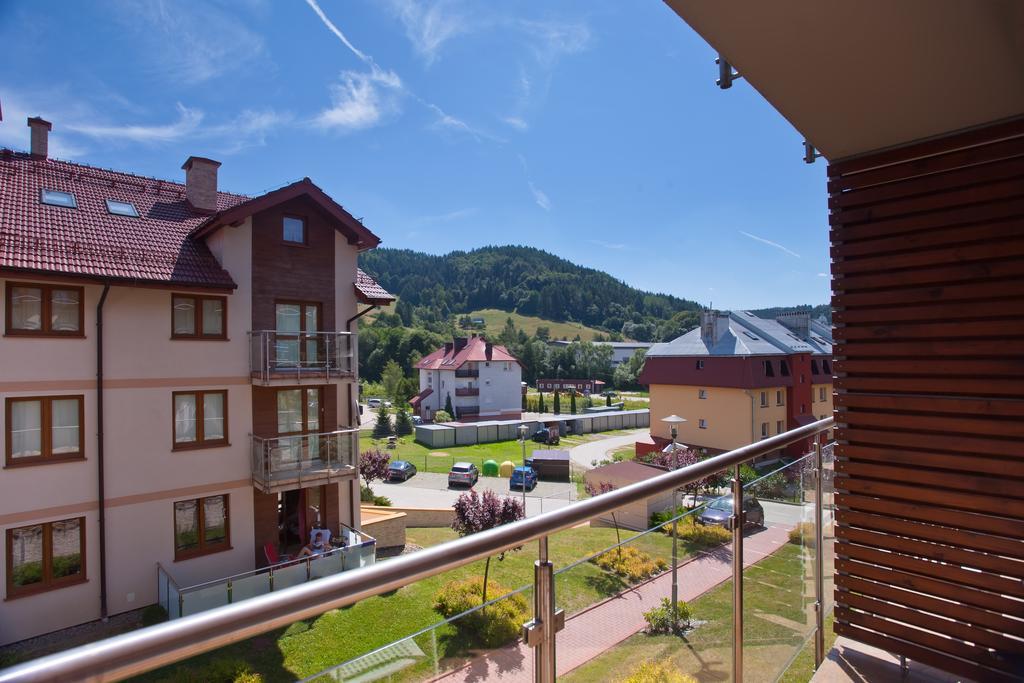 Апартаменты Apartament Szmaragdowy Крыница-Здруй Экстерьер фото