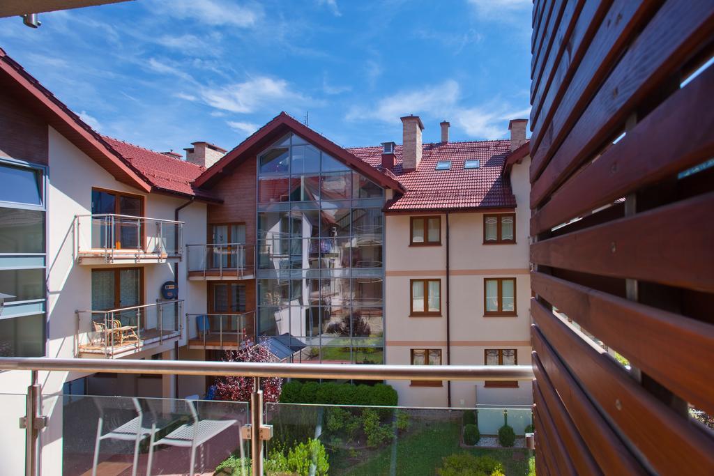 Апартаменты Apartament Szmaragdowy Крыница-Здруй Экстерьер фото