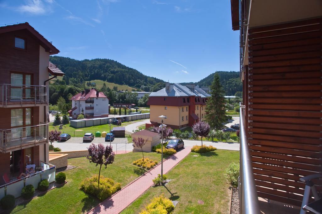Апартаменты Apartament Szmaragdowy Крыница-Здруй Экстерьер фото