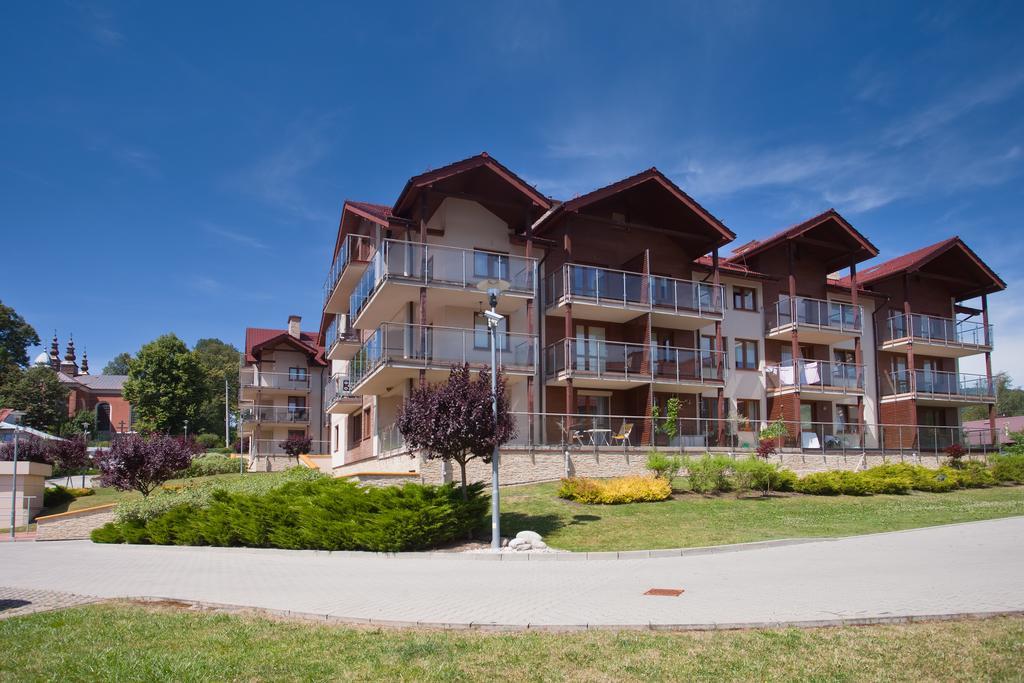 Апартаменты Apartament Szmaragdowy Крыница-Здруй Экстерьер фото