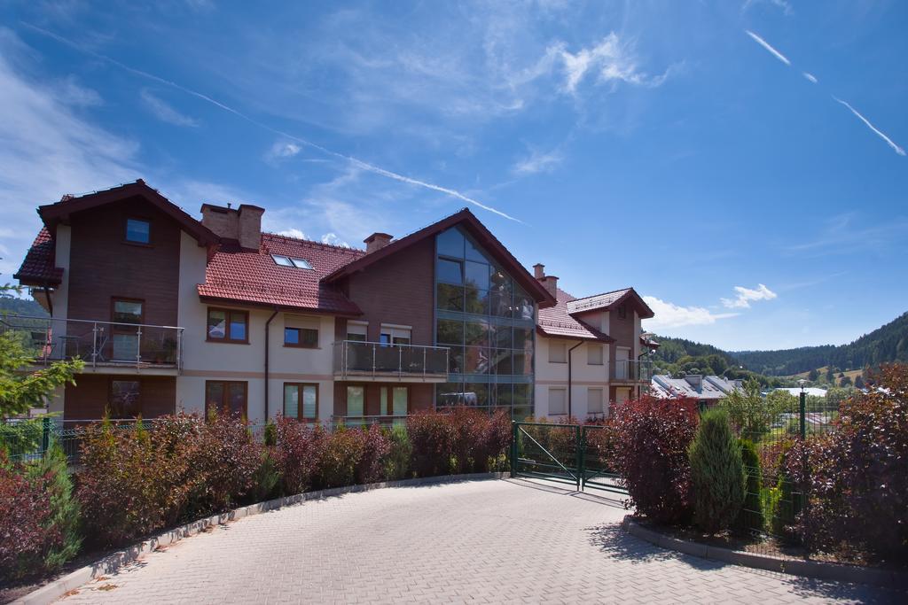 Апартаменты Apartament Szmaragdowy Крыница-Здруй Экстерьер фото