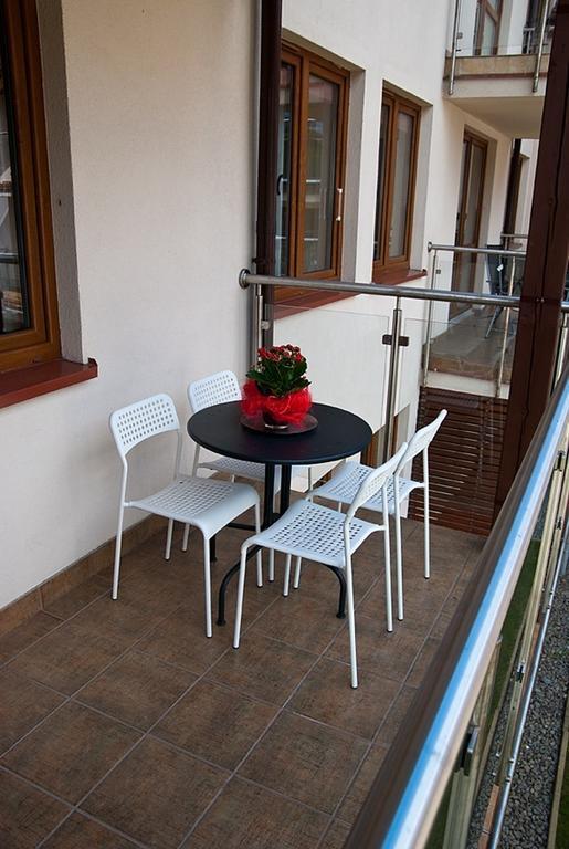 Апартаменты Apartament Szmaragdowy Крыница-Здруй Экстерьер фото